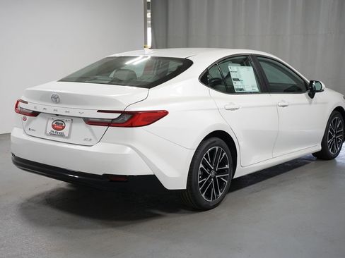 New 2026 Toyota Camry XLE image 8