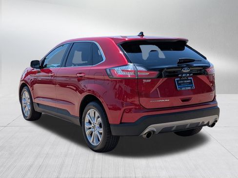 Used 2022 Ford Edge Titanium AWD/4WD image 4
