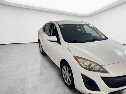 Used 2011 MAZDA MAZDA3 i Touring FWD image 11
