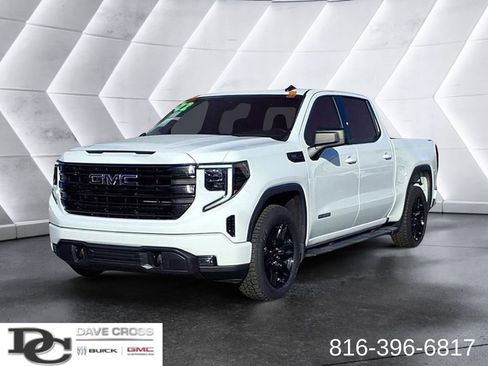 Used 2022 GMC Sierra 1500 Elevation w/ LPO, Elevation Black Package image 1