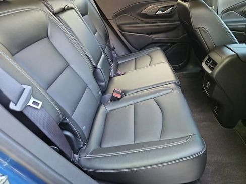 Used 2024 GMC Terrain SLT w/ Elevation Edition AWD/4WD image 27
