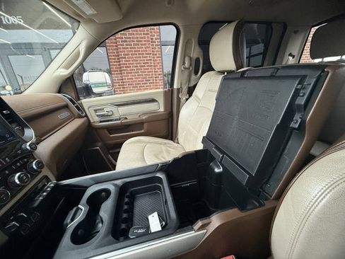 Used 2020 RAM 2500 Laramie image 32