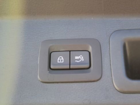 Certified 2025 MAZDA CX-30 AWD 2.5 S w/ Premium Package image 43