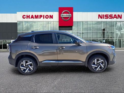 New 2026 Nissan Kicks SV w/ Illumination Package image 6