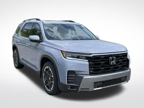 New 2026 Honda Pilot Touring image 8