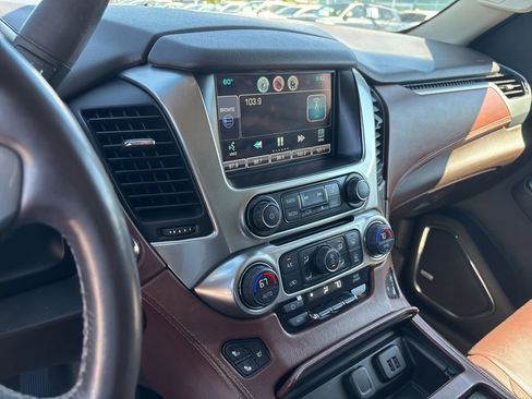 Used 2015 Chevrolet Tahoe LTZ AWD/4WD image 7