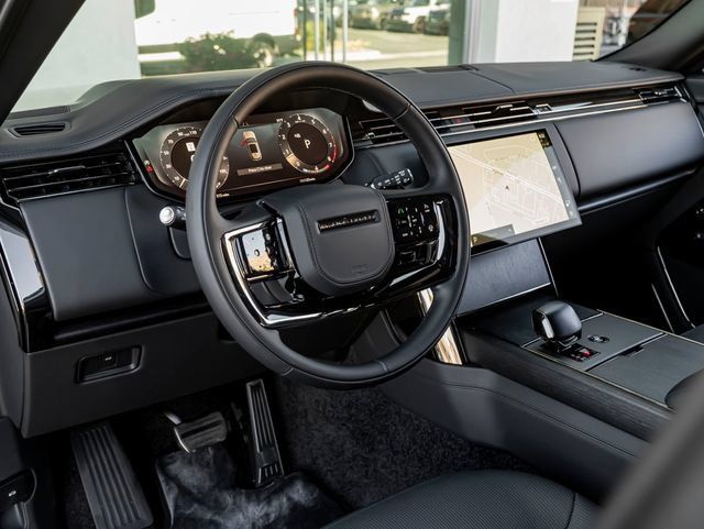 New 2026 Land Rover Range Rover Long Wheel Base SV AWD/4WD image 16