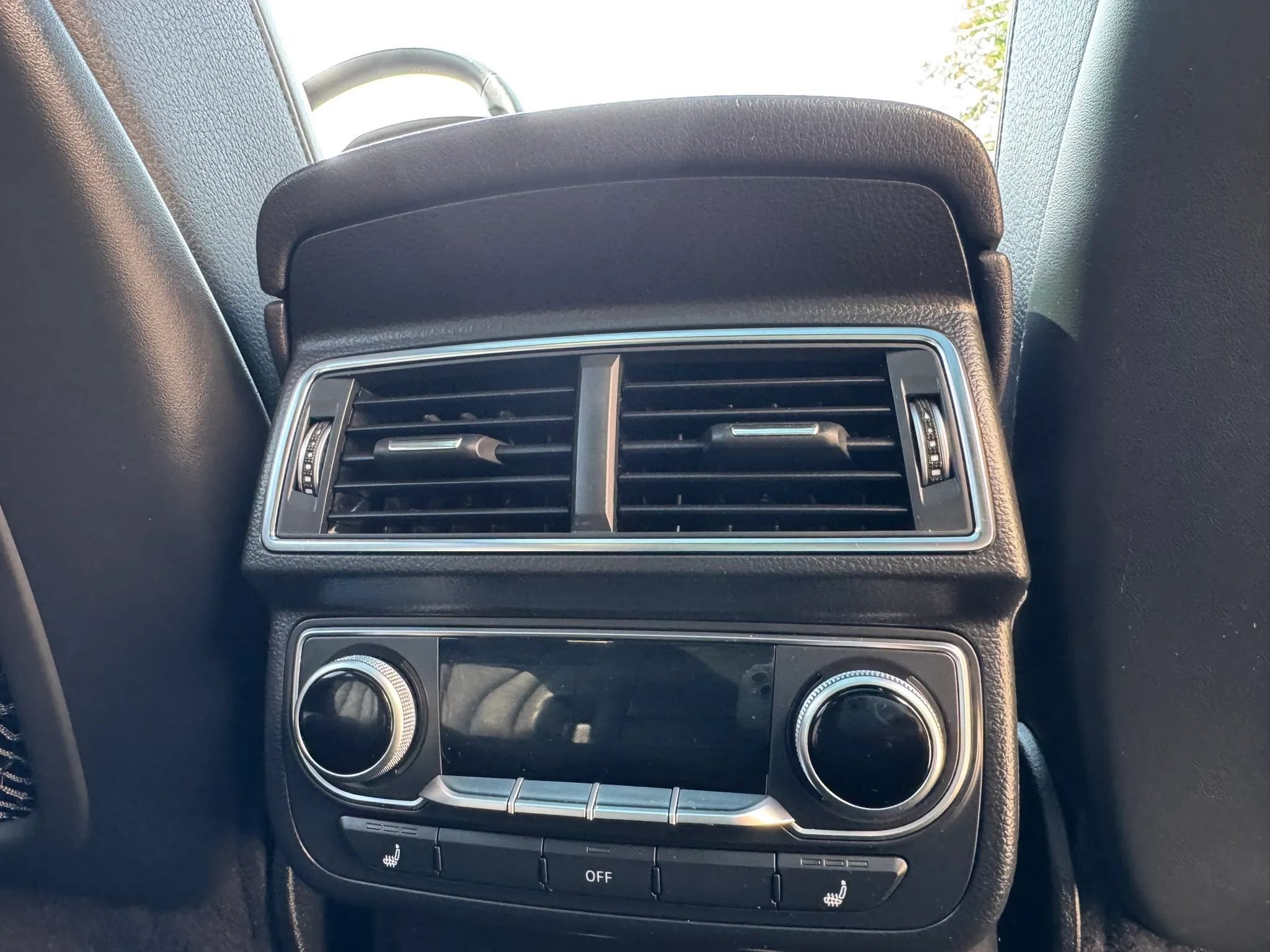Used 2018 Audi Q7 3.0T Prestige AWD/4WD image 39