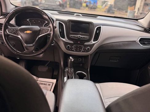 Used 2019 Chevrolet Equinox LT FWD image 21