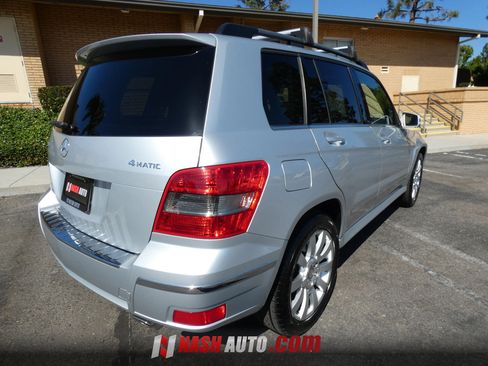 Used 2012 Mercedes-Benz GLK 350 4MATIC image 9