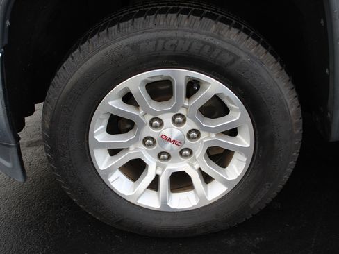 Used 2015 GMC Sierra 1500 SLE image 12