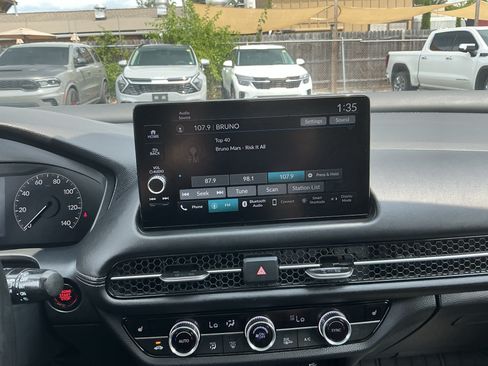 Used 2025 Honda HR-V EX-L image 22