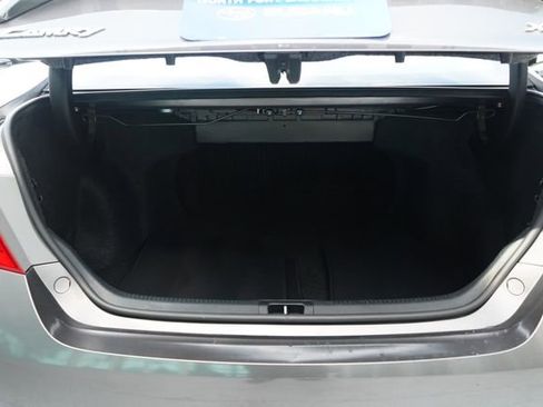Used 2016 Toyota Camry XSE FWD image 18