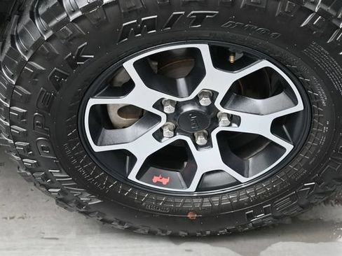 Used 2022 Jeep Wrangler Unlimited Rubicon w/ Steel Bumper Group AWD/4WD image 30