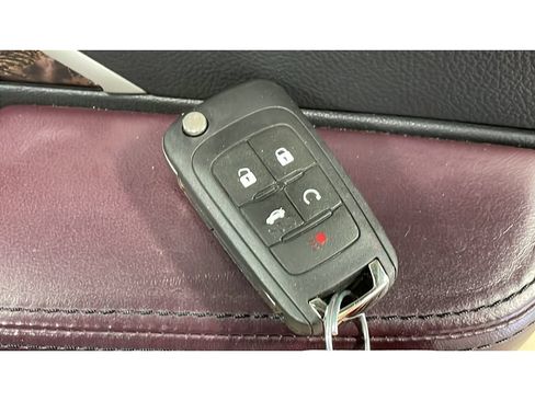 Used 2015 Buick LaCrosse Premium w/ Ultra Luxury Package FWD image 21