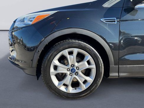 Used 2015 Ford Escape Titanium w/ Equipment Group 301A image 9