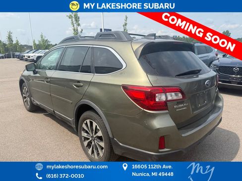 Used 2017 Subaru Outback 2.5i Limited AWD/4WD image 6