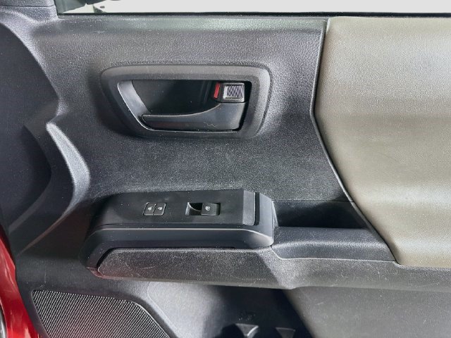 Used 2022 Toyota Tacoma SR RWD image 29
