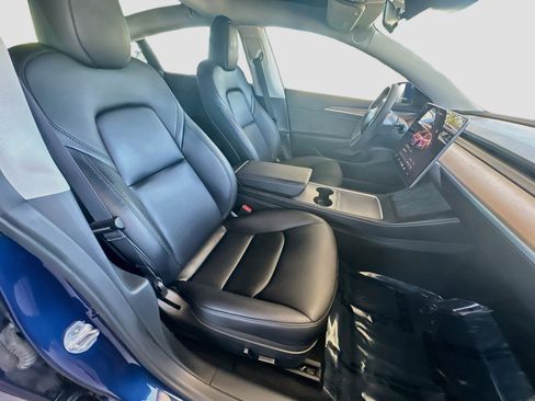 Used 2023 Tesla Model 3 Performance AWD/4WD image 32