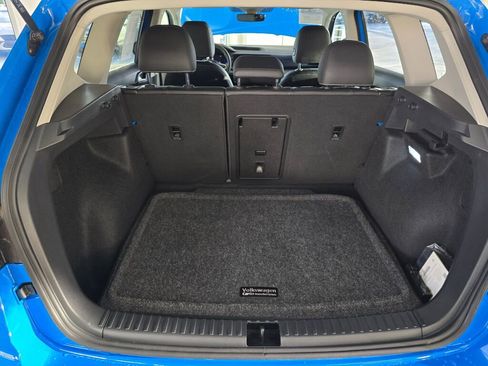 Used 2024 Volkswagen Taos SE image 18