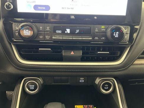 Used 2024 Toyota Grand Highlander AWD image 20