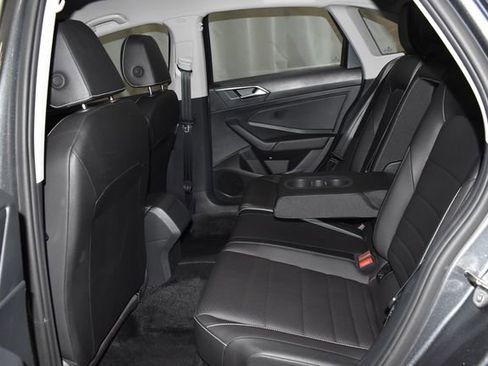 Used 2024 Volkswagen Jetta SE image 26