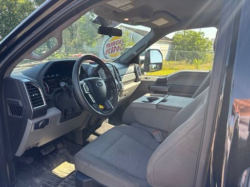 Used 2018 Ford F250 XLT AWD/4WD image 11
