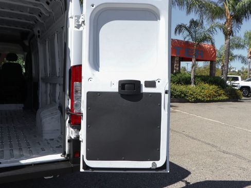 Used 2023 RAM ProMaster 3500 FWD image 9