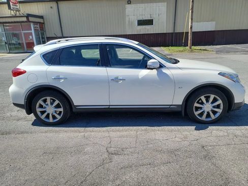 Used 2017 INFINITI QX50 AWD w/ Premium Plus Package image 4