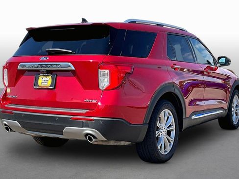 Used 2021 Ford Explorer Limited AWD/4WD image 2