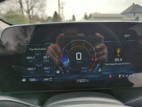 Used 2026 Chevrolet Equinox LT w/ Convenience Package II AWD/4WD image 19