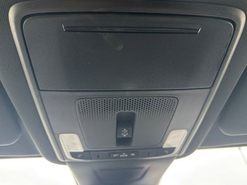 Used 2025 Honda CR-V Sport Touring image 23