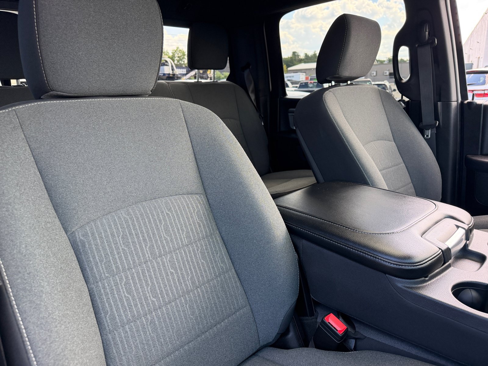 Used 2022 RAM 1500 Warlock AWD/4WD image 12