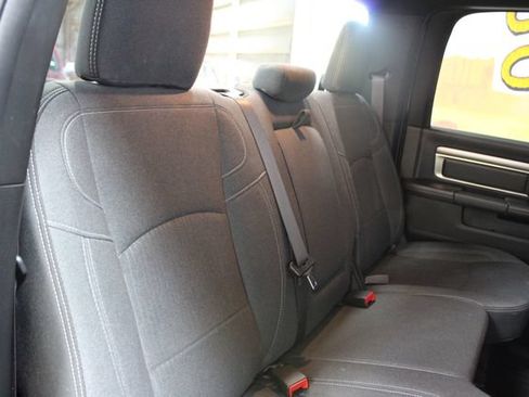 Used 2021 RAM 1500 Classic Warlock AWD/4WD image 9
