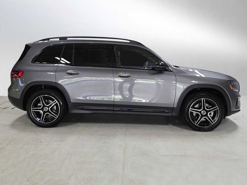 New 2026 Mercedes-Benz GLB 250 4MATIC image 2