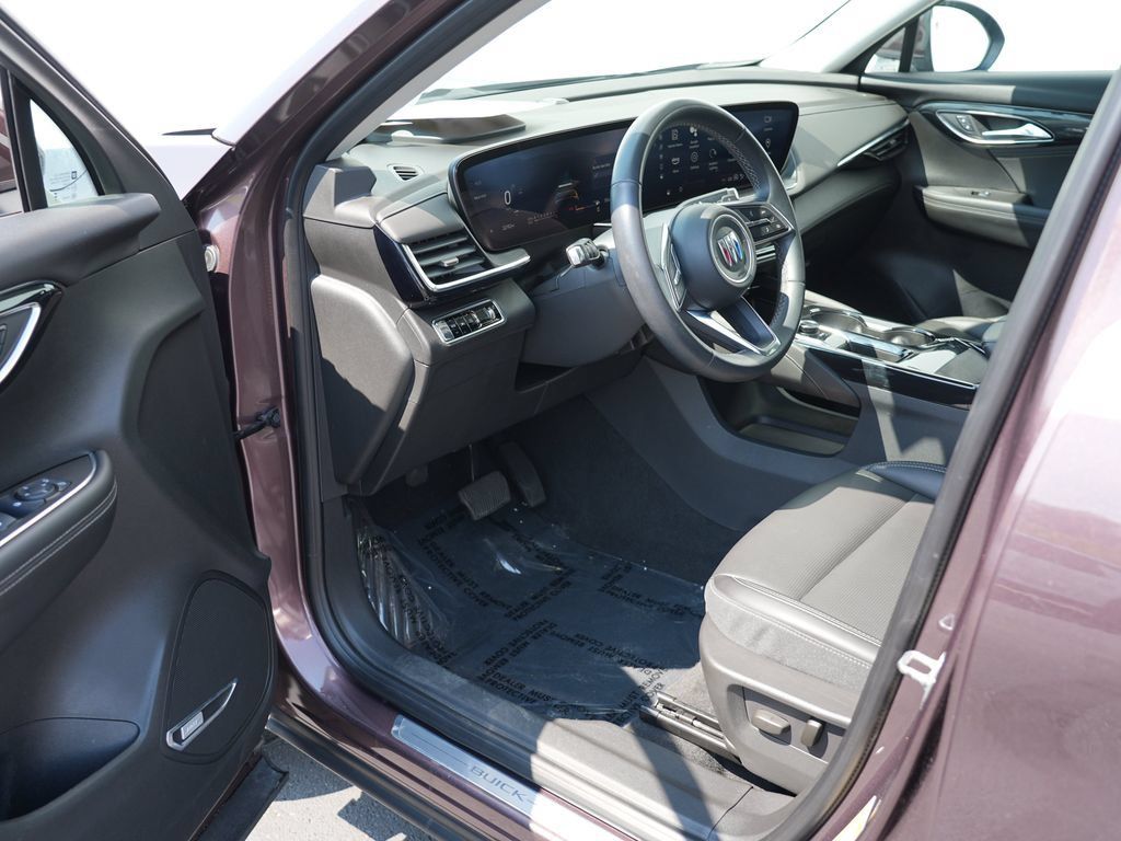 Certified 2024 Buick Envision Preferred AWD/4WD image 13