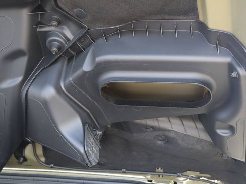 Used 2025 Jeep Wrangler Unlimited Rubicon 392 image 35