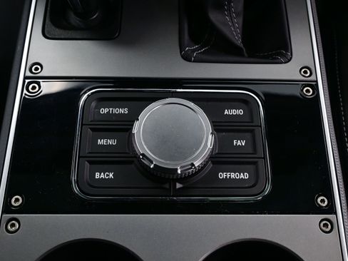 Used 2024 INEOS Grenadier Fieldmaster Edition image 23