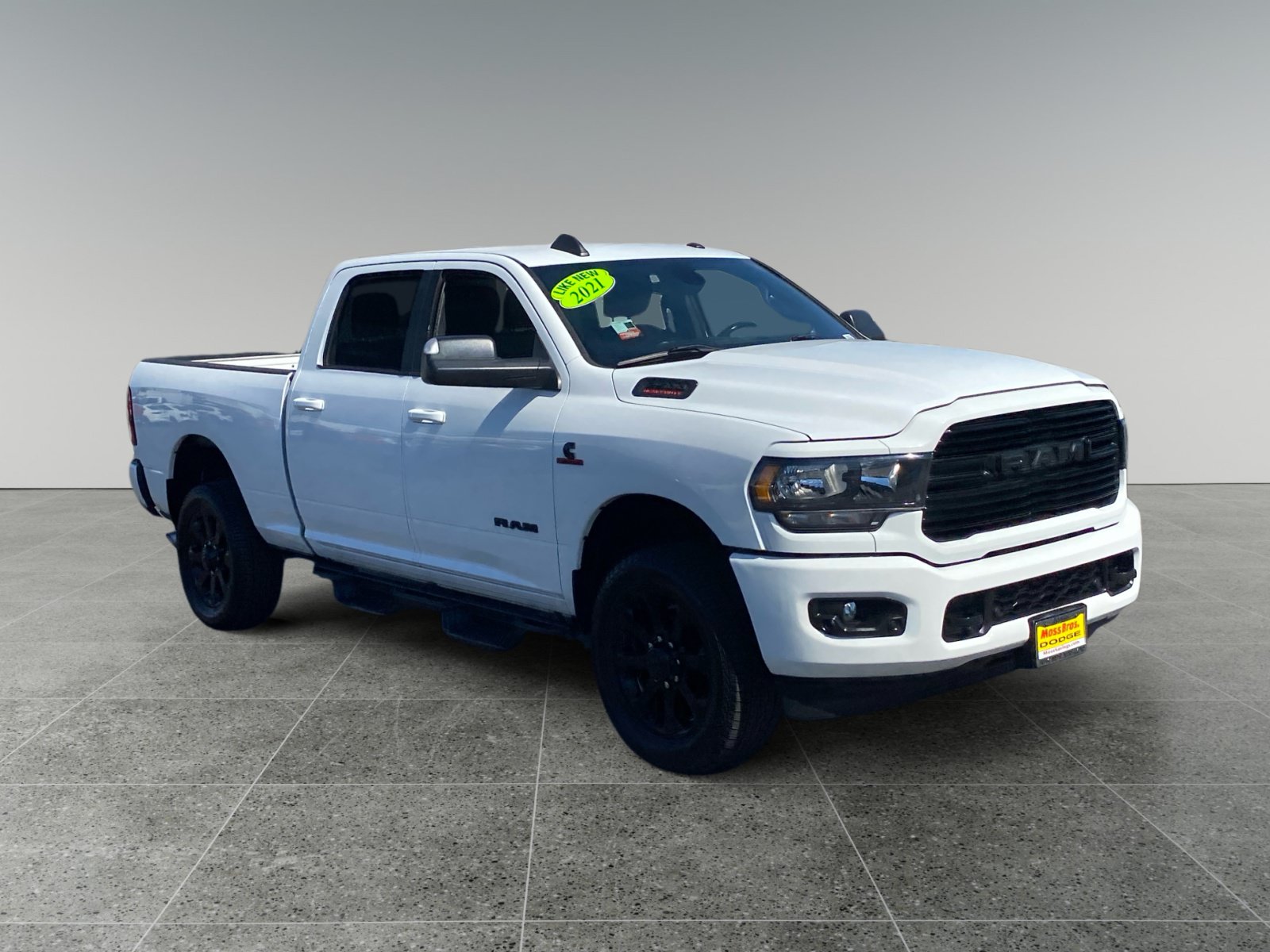 Used 2021 RAM 2500 Big Horn w/ Night Edition AWD/4WD image 7