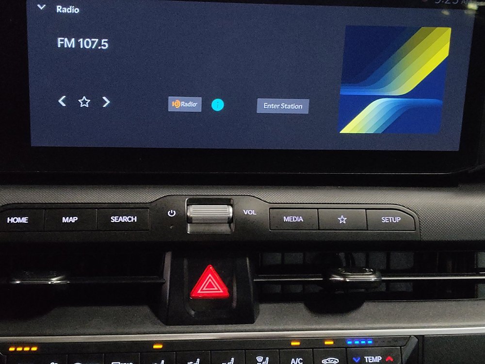 Used 2025 Kia K4 FWD image 25