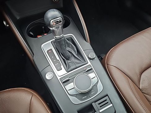 Used 2016 Audi A3 2.0T Premium image 7