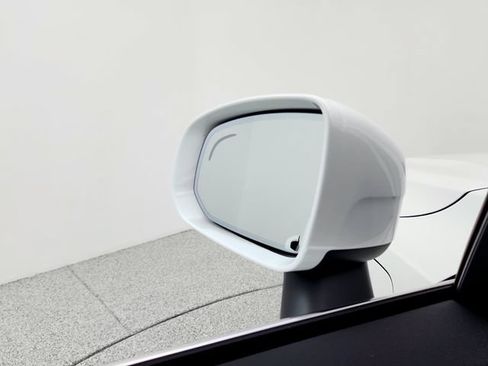 New 2025 Volvo XC90 T8 Plus w/ Protection Package Premier AWD/4WD image 19