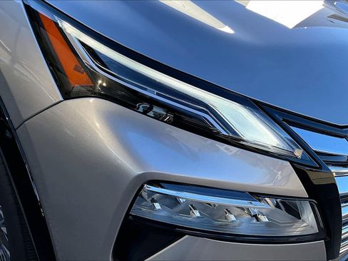 New 2026 Nissan Rogue Platinum image 13