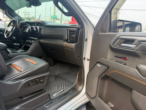 Used 2024 GMC Sierra 1500 AT4 w/ Technology Package AWD/4WD image 66