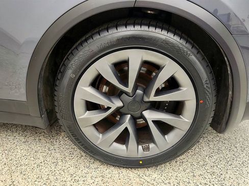 Used 2023 Tesla Model X AWD/4WD image 9