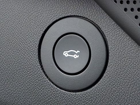 Used 2022 Chevrolet Camaro ZL1 image 26