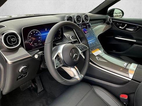 Used 2026 Mercedes-Benz GLC 300 GLC 300 image 6