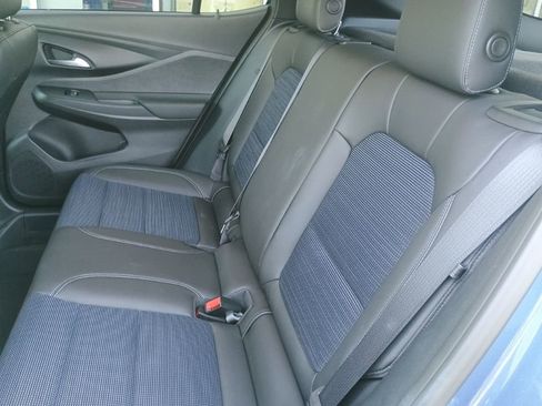 Certified 2025 Buick Envista Preferred w/ Convenience I Package image 15