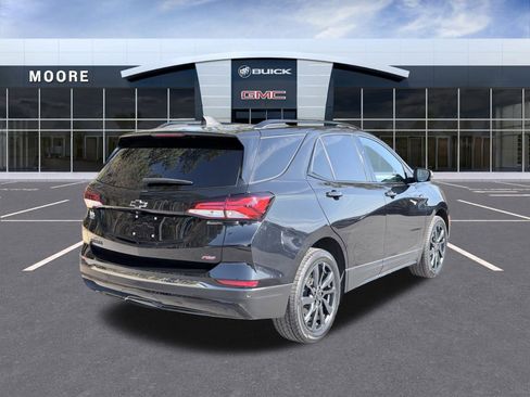 Used 2022 Chevrolet Equinox RS w/ RS Leather Package image 3