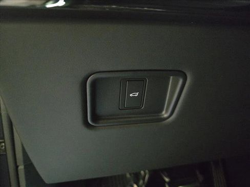 New 2026 Land Rover Range Rover Sport Dynamic SE image 27